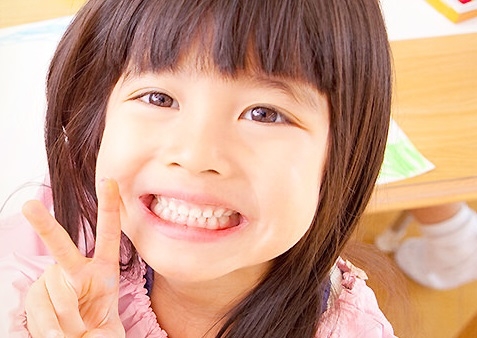 子どもが小さいうちから矯正治療を始める目的